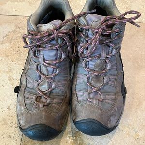 Keen hiking boots